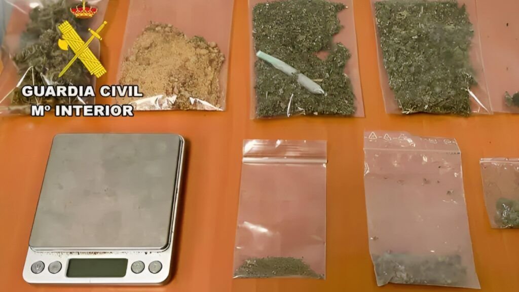 Drogas en su vehículo sin identificar