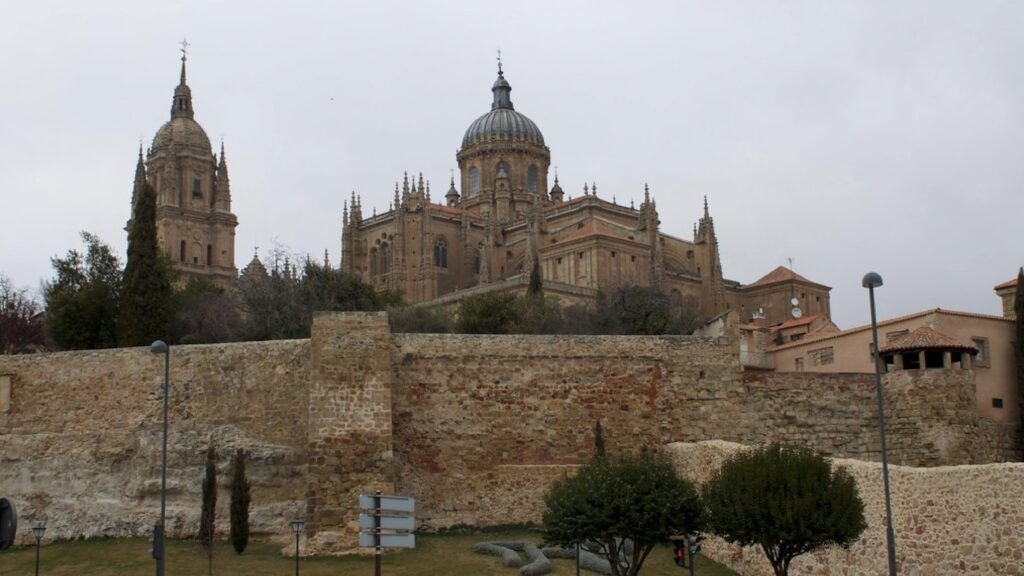 El PSOE llevará a pleno el refuerzo de las protecciones de las murallas de Salamanca