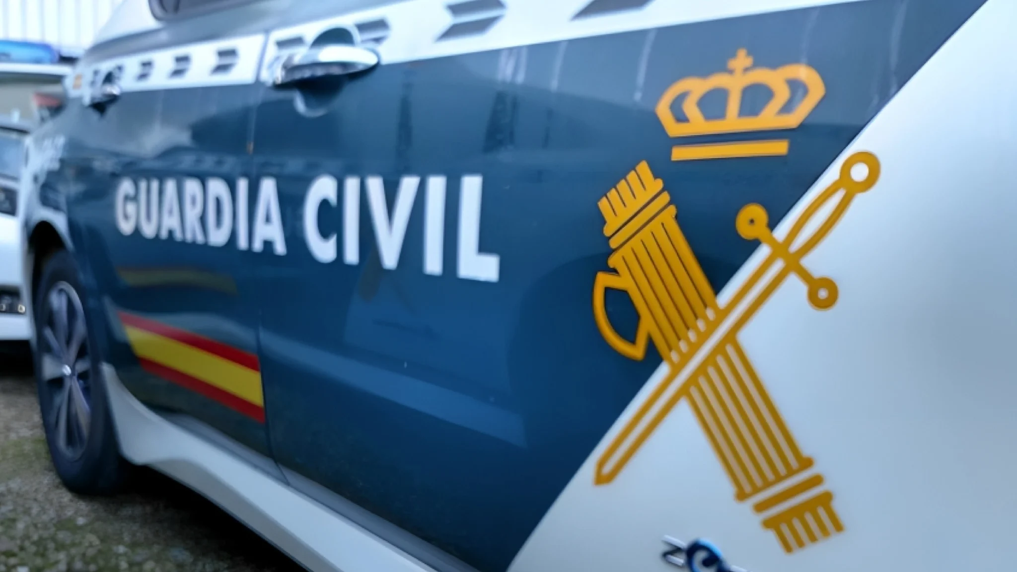Dos detenidos en Villanubla por robar un coche de alta gama en Zamora