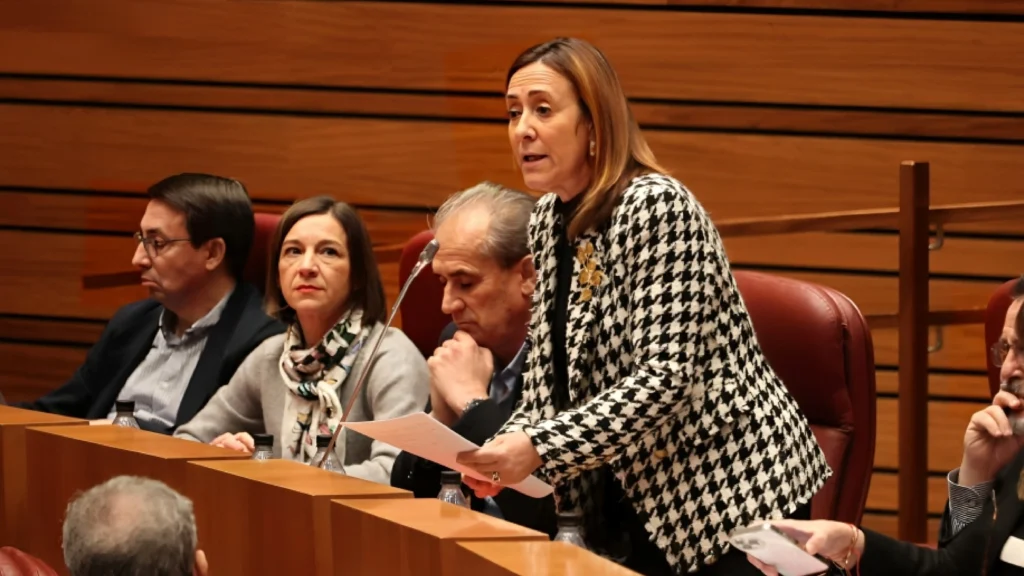 El PSOE lleva a Las Cortes el ‘caso Béjar’ sobre la relación de Mañueco con un narcotraficante