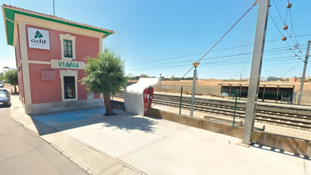 Inicia el proceso de licitación para la renovación del paso a nivel en Viana de Cega