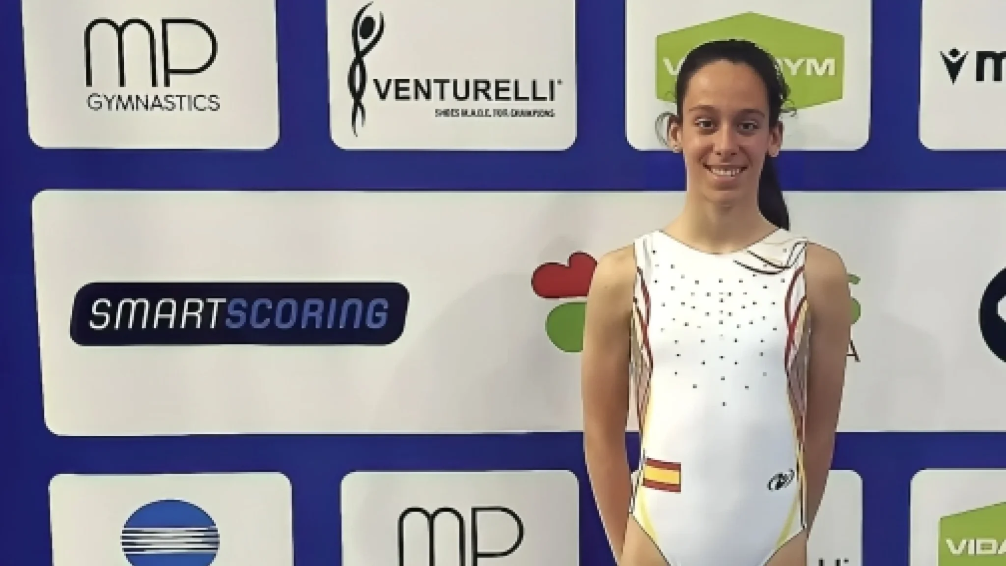 Claudia Martínez Aznárez, la única gimnasta española convocada en categoría Junior para el Europeo de Tumbling en Portugal