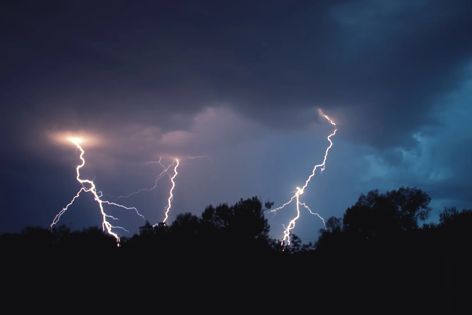 La tormenta de Valladolid colapsó al Servicio de Emergencias 112