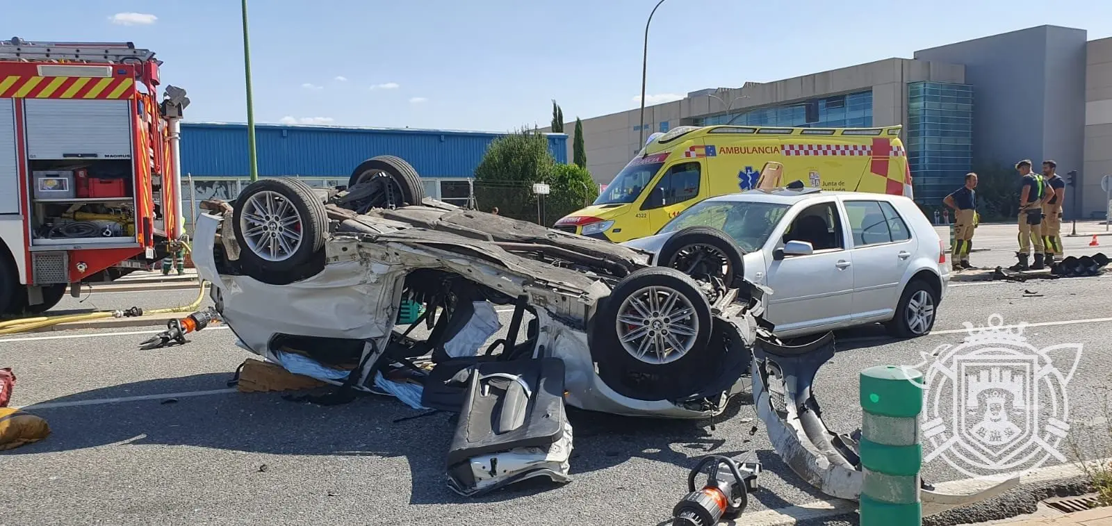 en la N-1 a su paso por el municipio burgalés de Villafría, dos hombres de 23 y 26 años resultaron heridos de gravedad