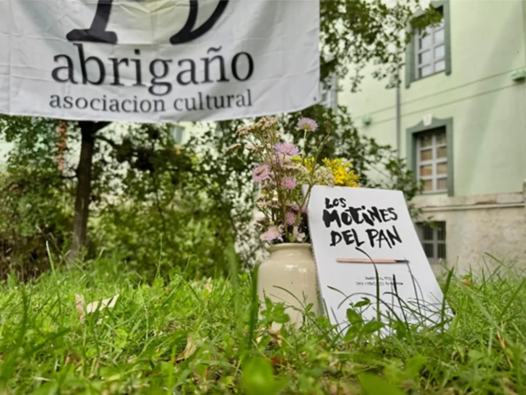 La asociación cultural Abrigaño presentó el pasado 24 de junio, en su sede de la avenida Ramón Pradera, la nueva edición de Motines del Pan