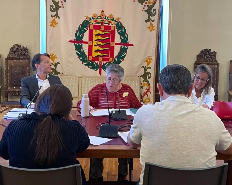 Las quejas y reclamaciones al Ayuntamiento se disparan en 2025 y superarán en septiembre las de todo 2024